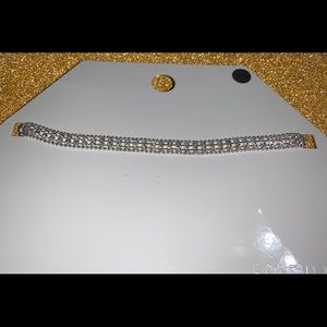 Silver necklace choker